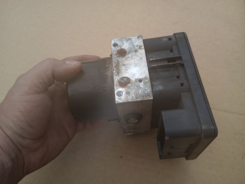 VW Golf lV 4 Bora pompa sterownik ABS/ESP Motion 4x4 1J0.614.517 F