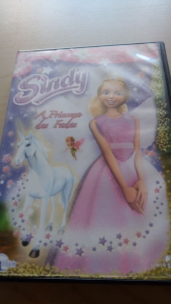 Vendo Dvd's da Barbie, Sindy e Alice no país das maravilhas