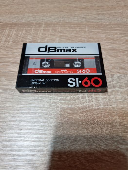 Аудиокассету/кассету DBmax SI 60