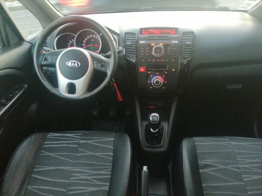 Kia venga 1.4 crdi 5 p