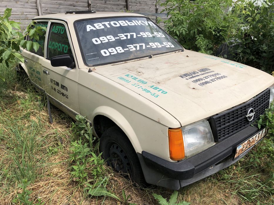 Opel Kadett D 1,3 бензин