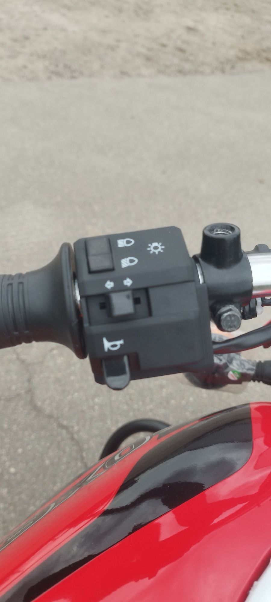 Мотоцикл Bajaj Boxer BM150 X Disk