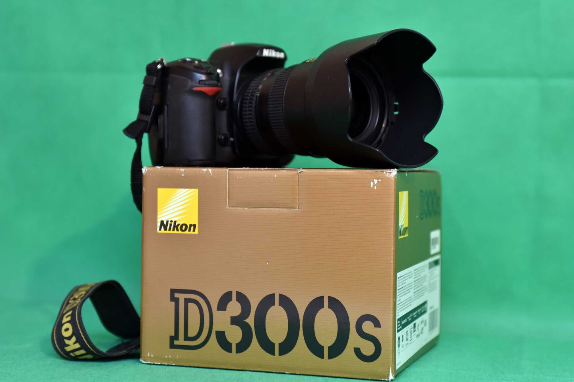 Полный комплект NIKON D300s + карта памяти + 2 батареи