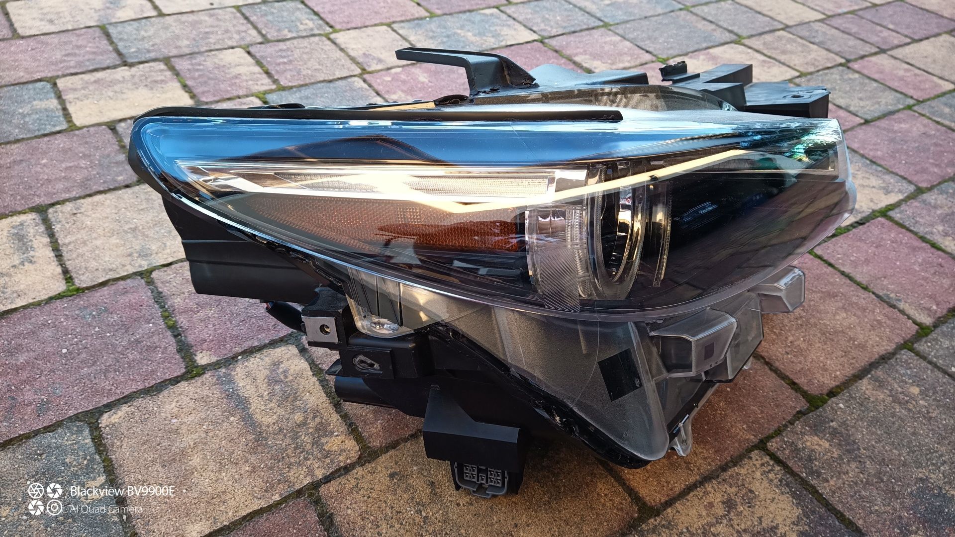 Mazda CX9 prawa lampa przód full led