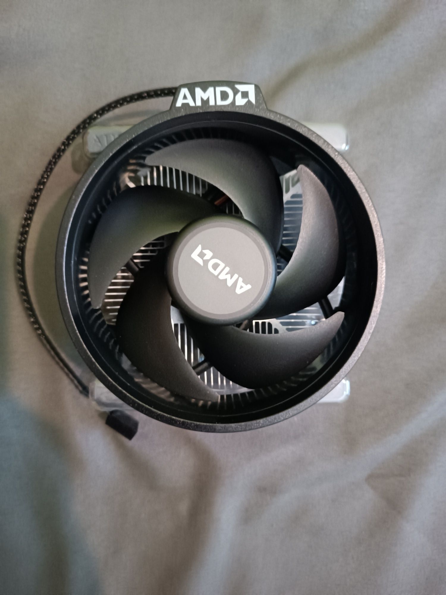 Ryzen 2600 + cooler original novo+ caixa