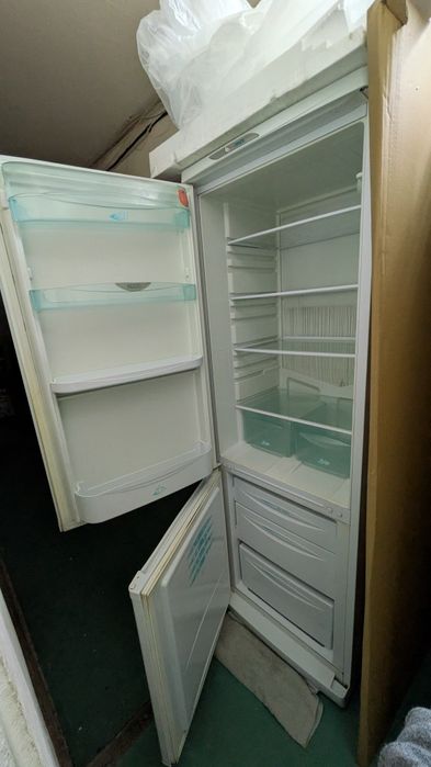 Холодильник Stinol RF345A.008