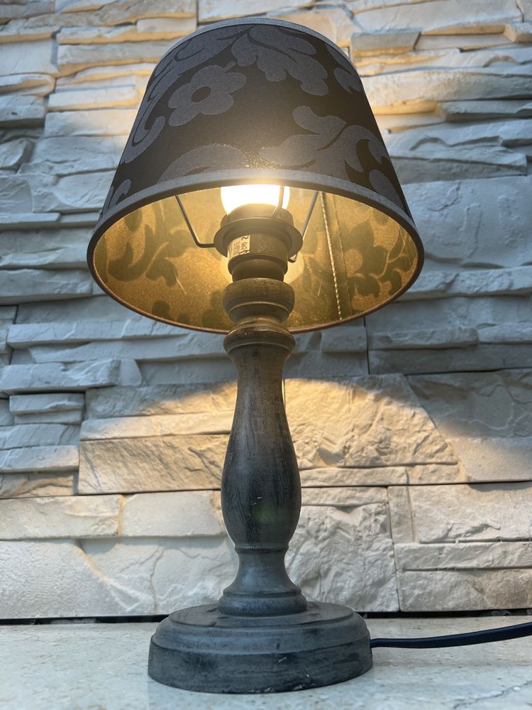 Sliczna drewniana lampka Vintage