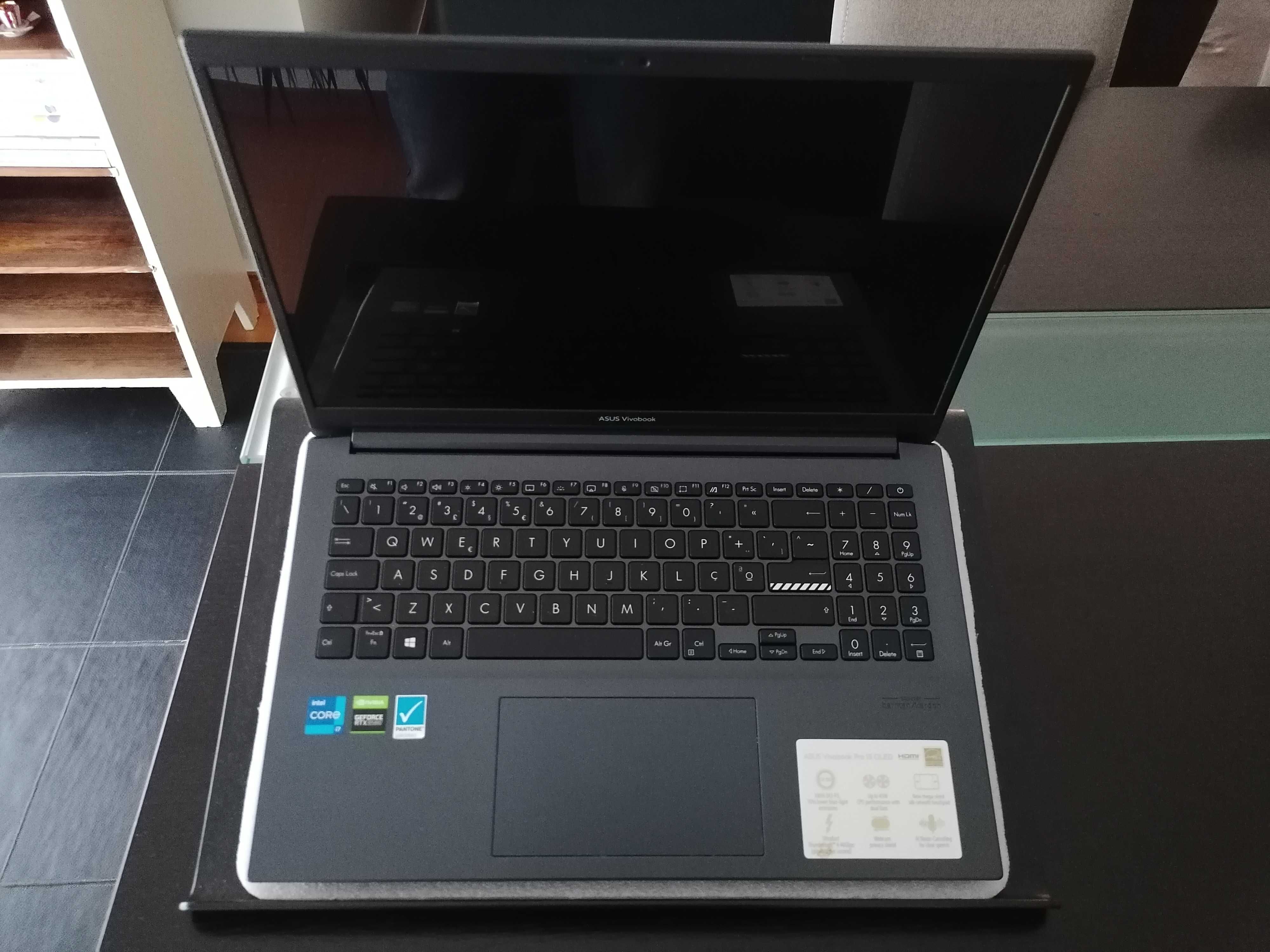 Portátil Asus VivoBook Novo