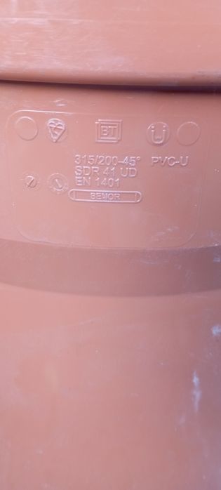 Trójnik kanalizacyjny 315/200/45° zewnętrzny nowy