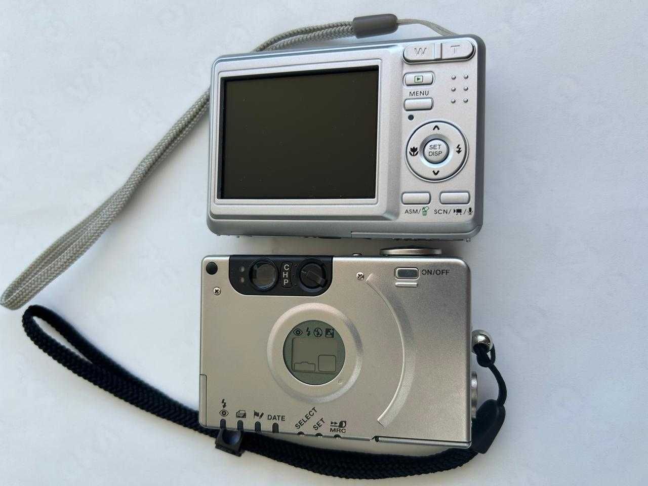 Компактна камера Canon.