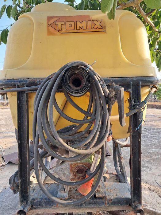 Pulverizador Tomix 200L