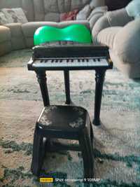 pianino dla dzieci z mikrofonem i krzesełkiem