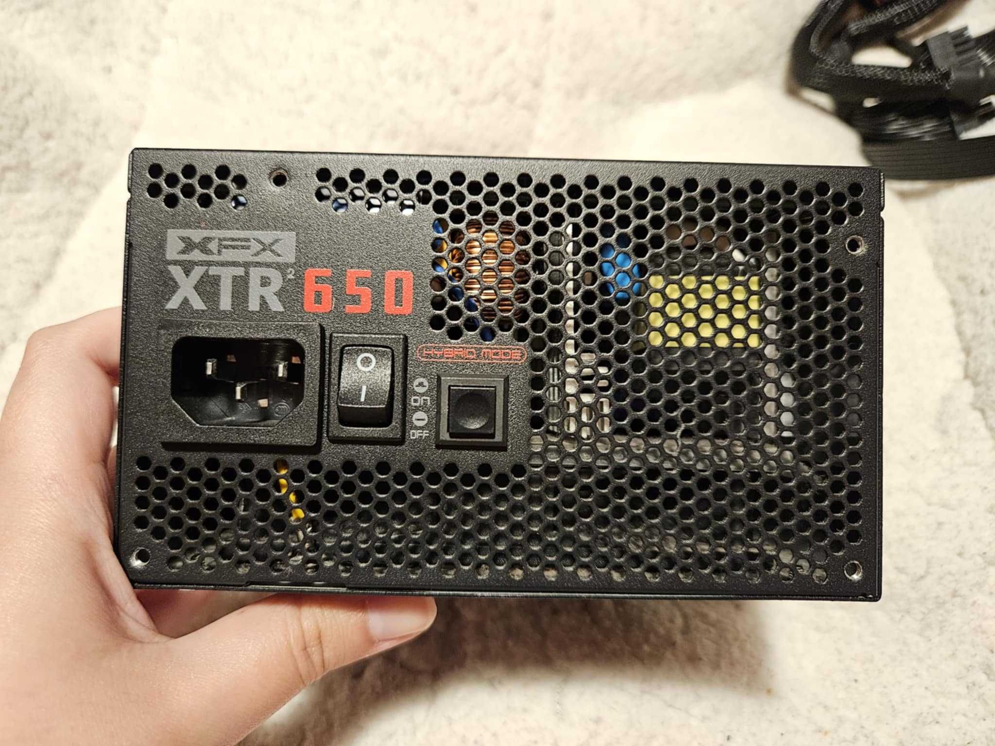 Fonte de alimentação XTR 650W modular