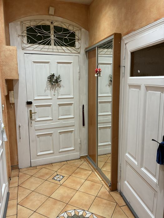 Przestronne 100 m² w centrum — dla firm, świetna lokalizacja!!