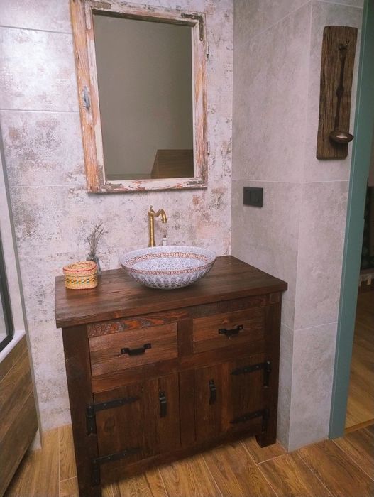 Szafka, komoda, szafka pod umywalkę, stare drewno, vintage, loft, boho