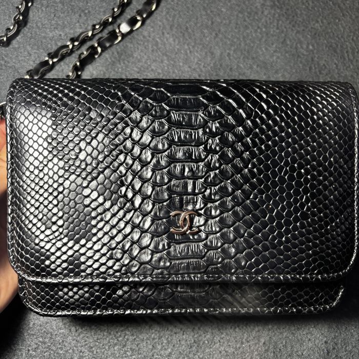 Сумочка Чорна Під Пітона Стиль Chanel WOC з Ланцюжком