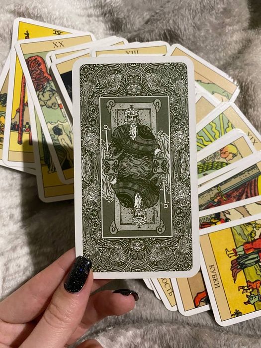 Таро Райдера-Уэйта + мешочек в подарок | б/у в хорошем состоянии