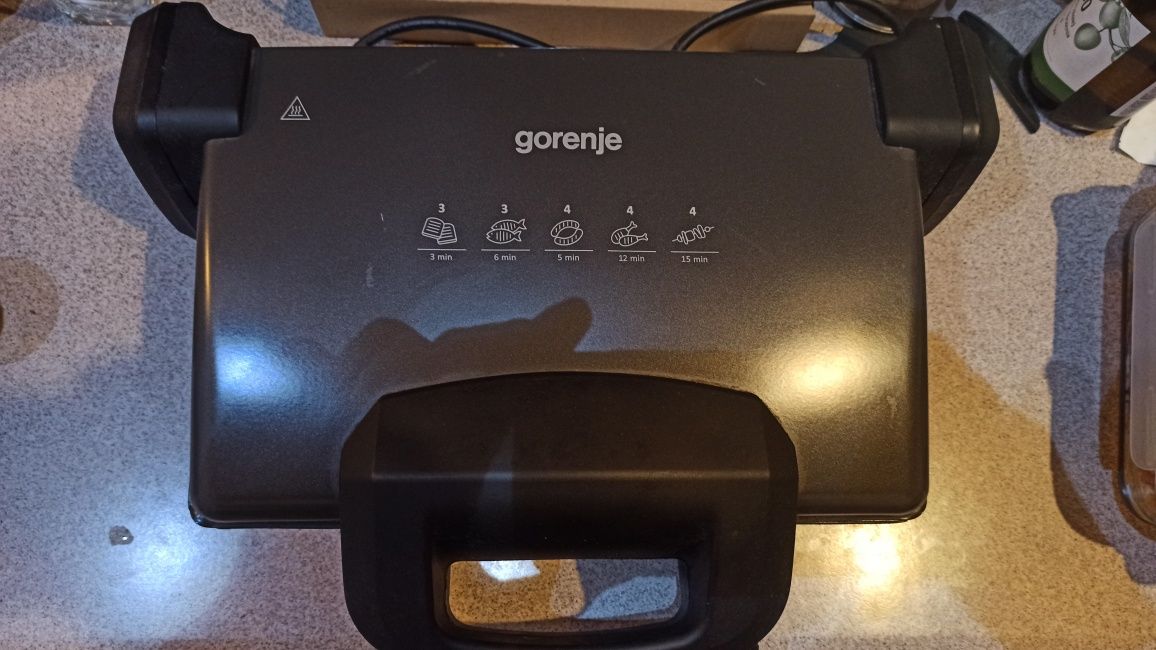 Grill elektryczny Gorenje KR1800spd