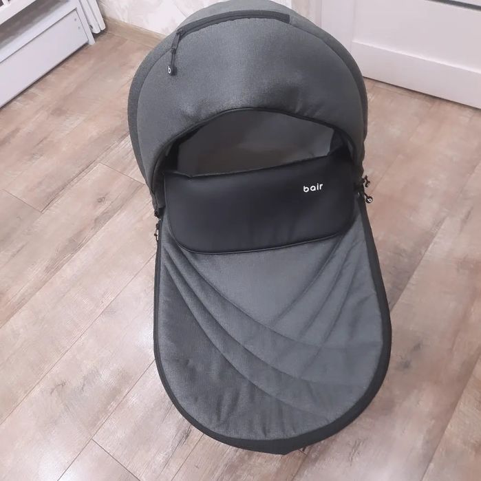 Дитяча коляска в ідеальному стані