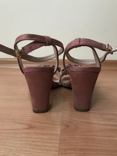 Buty sandały sandałki damskie na obcasie Jenny Fairy CCC 37