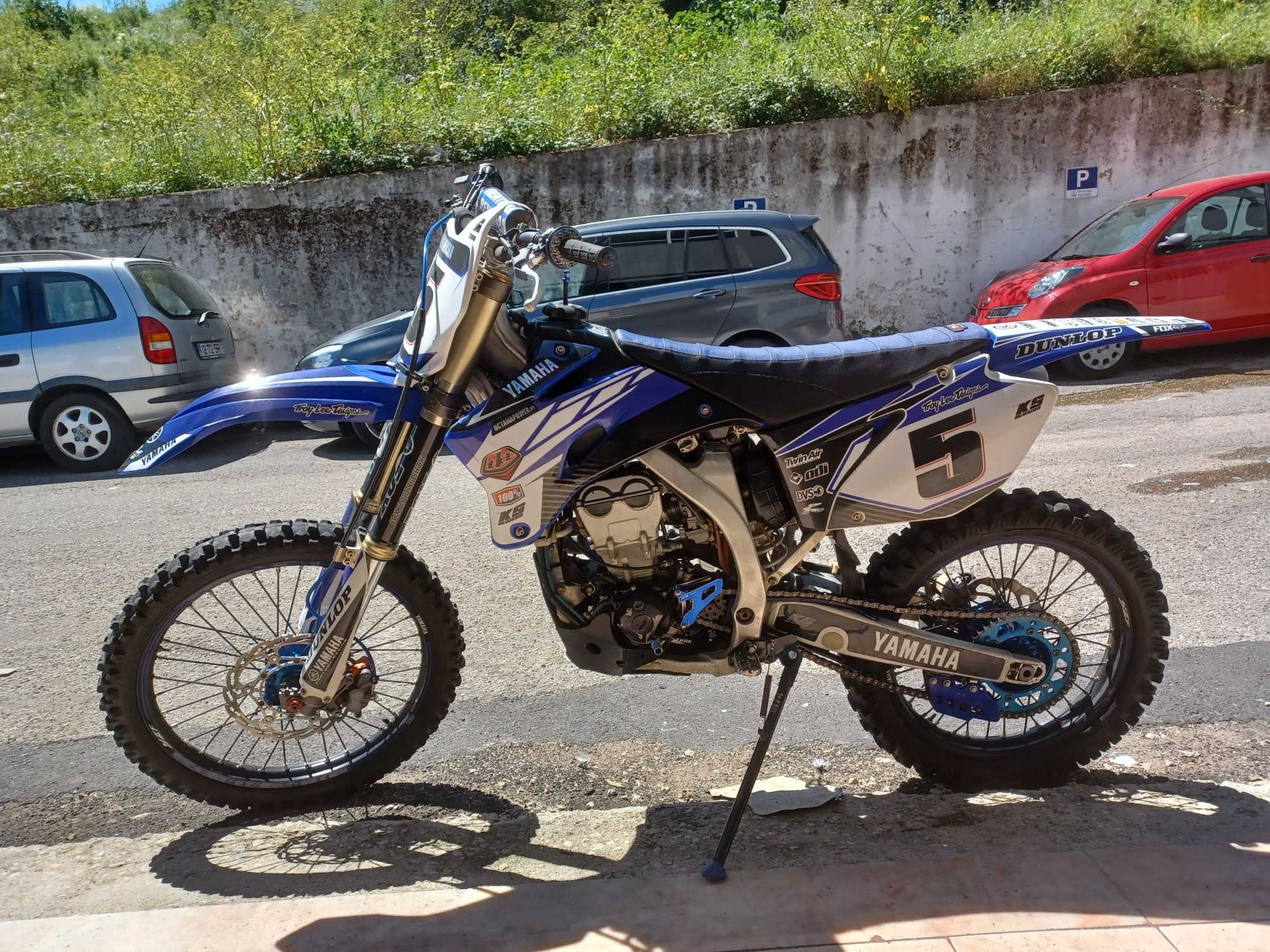 Yamaha YZF 250 impecável