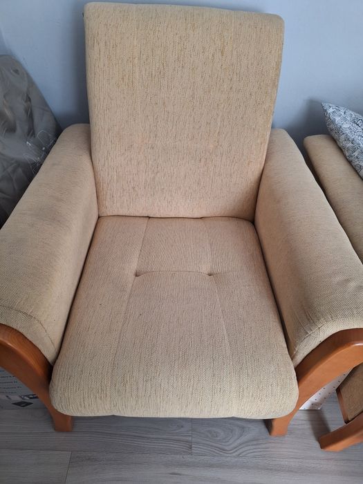 2 Fotele  beżowe