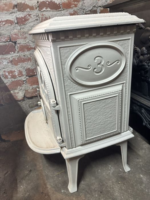 Jotul 3 bialy stan dobry.