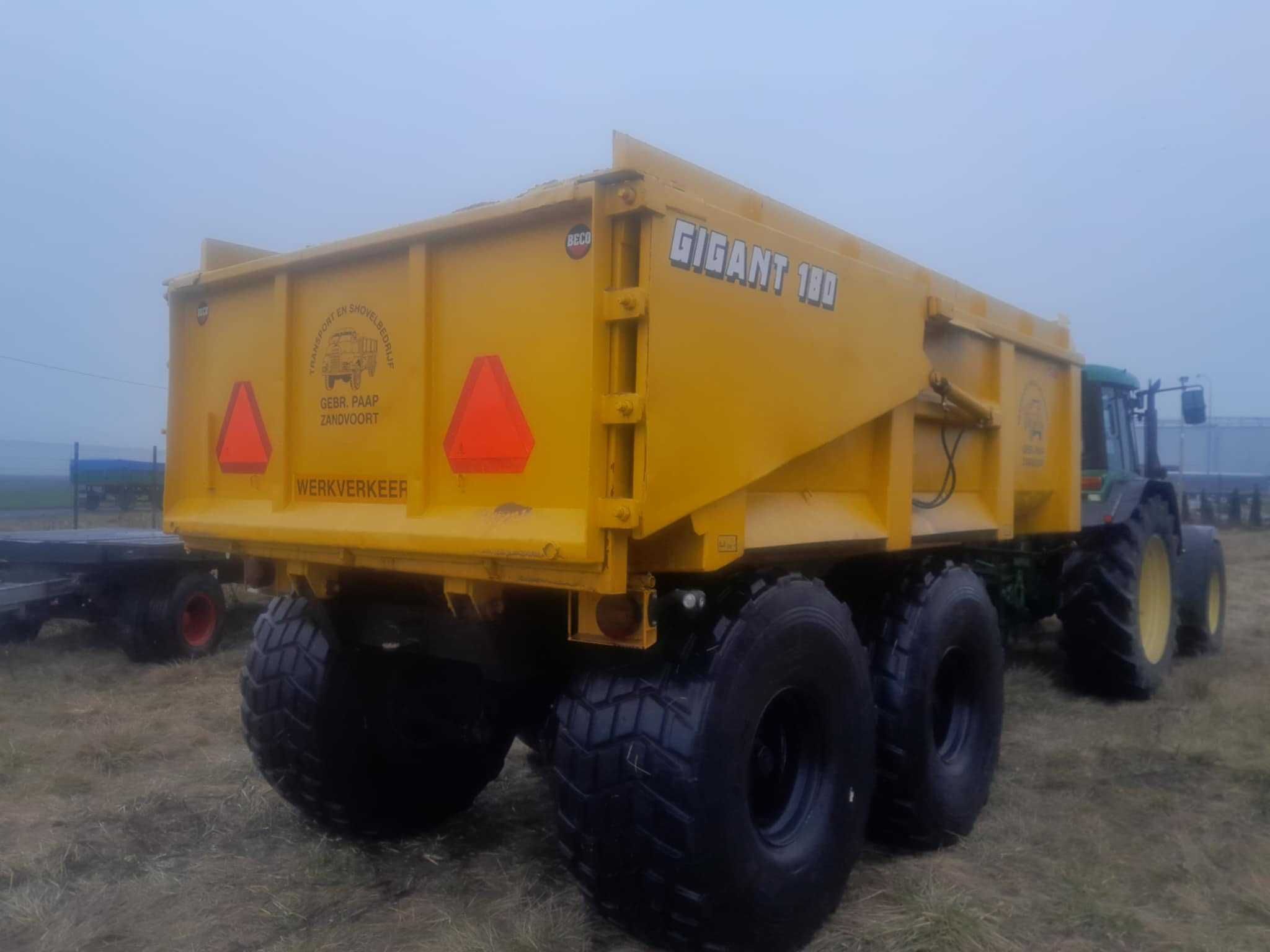 przyczepe skorupowa budowlana Beco Gigant 180