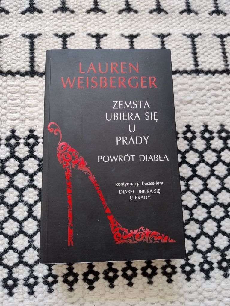 Zemsta ubiera się u Prady L. Weisberger