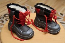 Buty (kozaki) dla chłopca lub dziewczynki rozm. 21 (jesienno-zimowe)