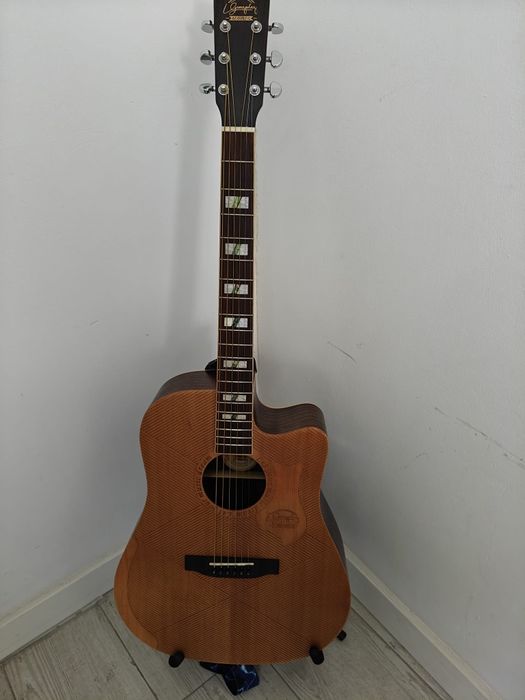 Guitarra Acustica Elétrica PRO Gonzalez