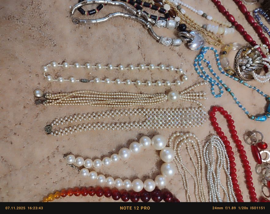 Бусы бижутерия СССР и современные