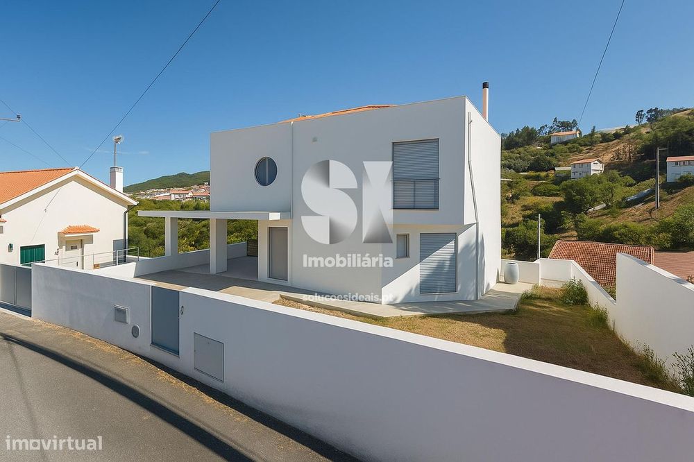 Moradia Isolada T4 em lote de 751m