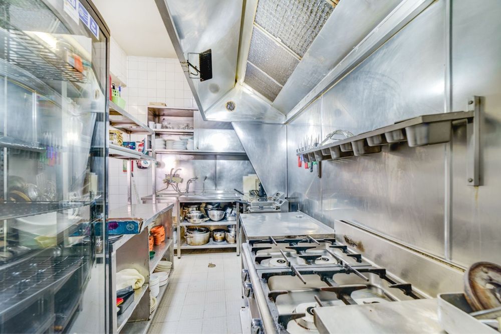 Restaurante em zona movimentada