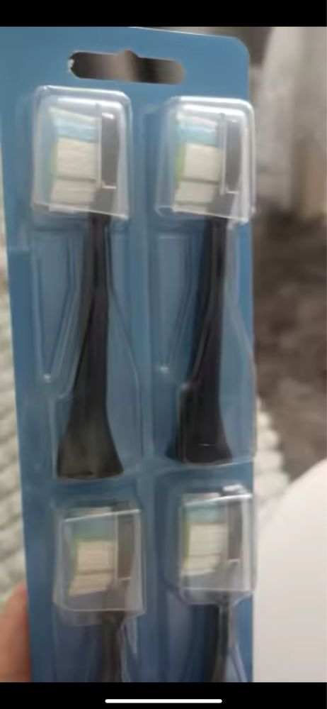 Сменные насадки на зубную щетку Philips Sonicare 4 шт.