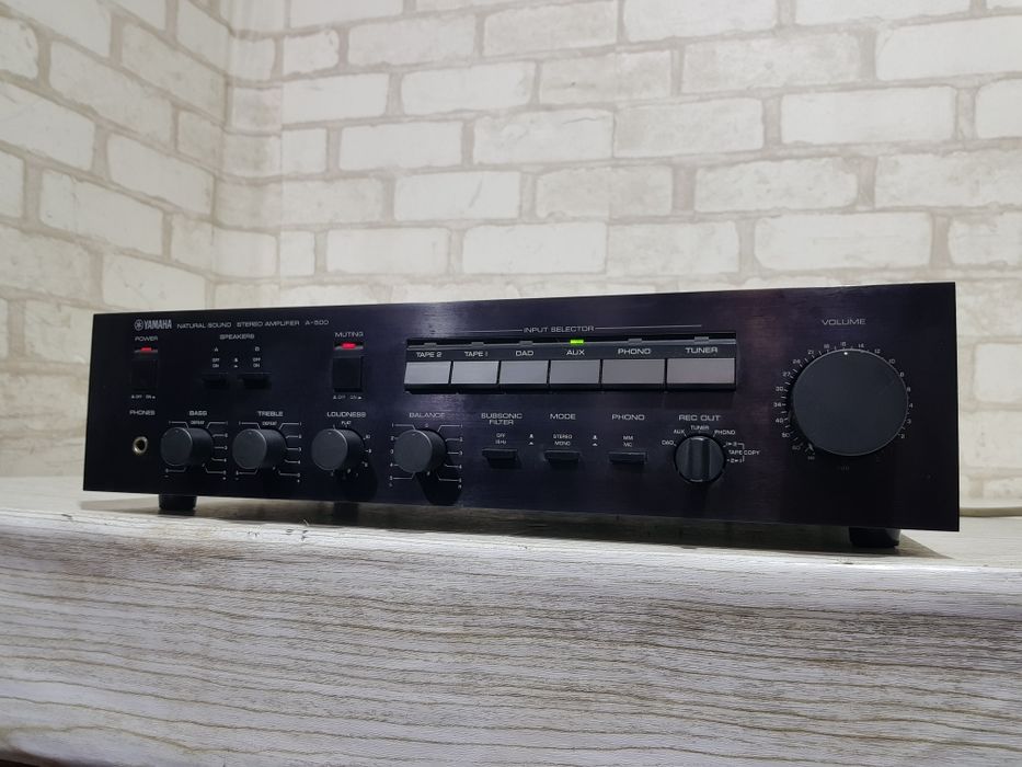 Стерео підсилювач YAMAHA A-500,*2x100 Вт, б/у з Німеччини
