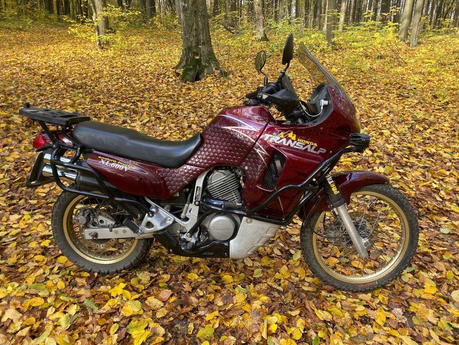 Мотоцикл Honda Transalp XL600V