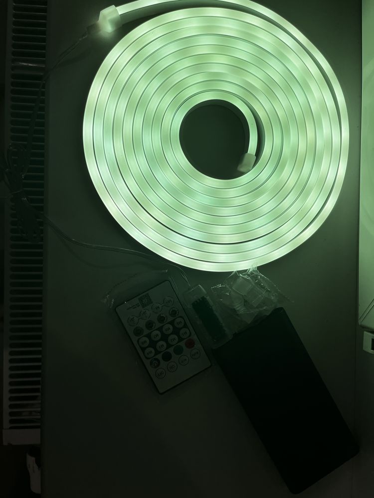 Розумний RGB смарт-неон – ідеальне рішення для стильного декору