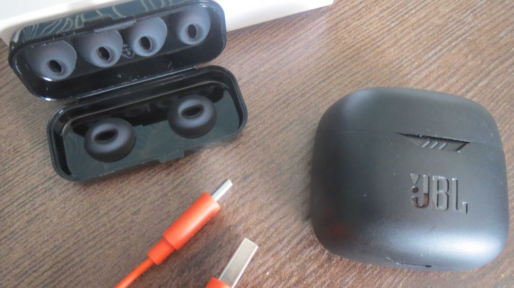 Słuchawki bezprzewodowe JBL Tune Flex