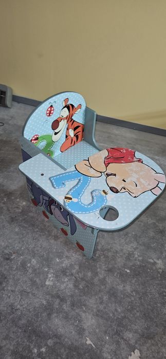 Mesa para criança winnie de pooh e placar