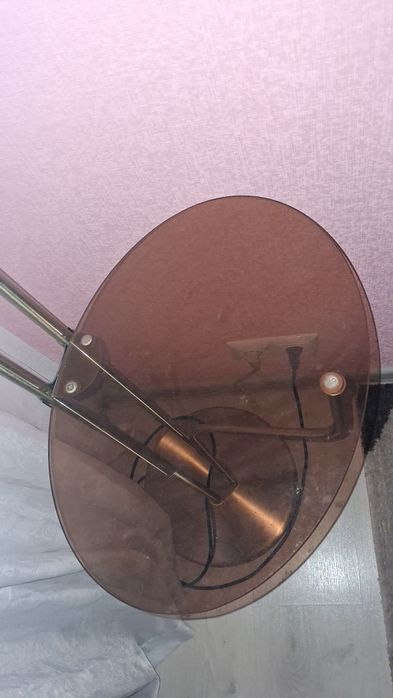 Лампа напольна під ремонт