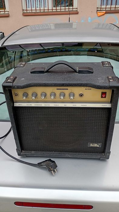 Piecyk gitarowy Soundking AK30A