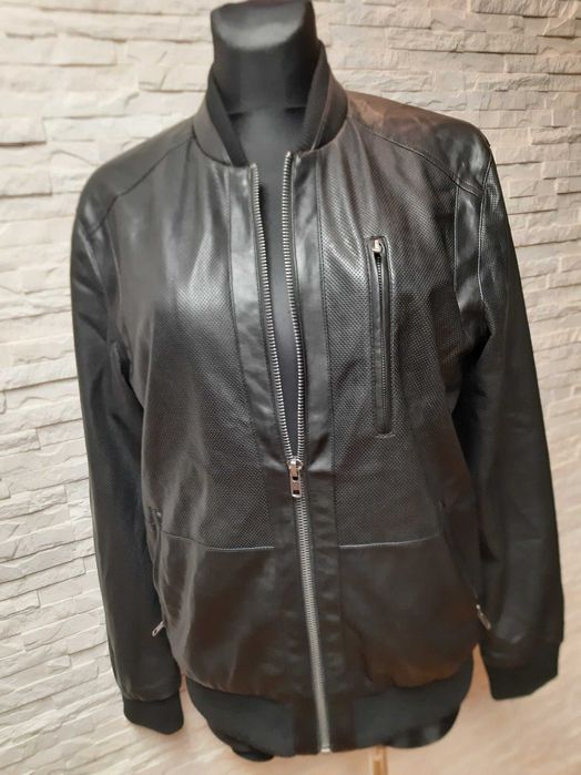 ?Kurtka bomberka Guess L/XL eko skóra