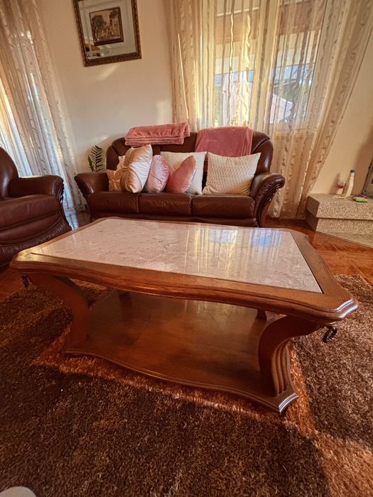 Conjunto de Sofás + Mesa Centro + Tapete