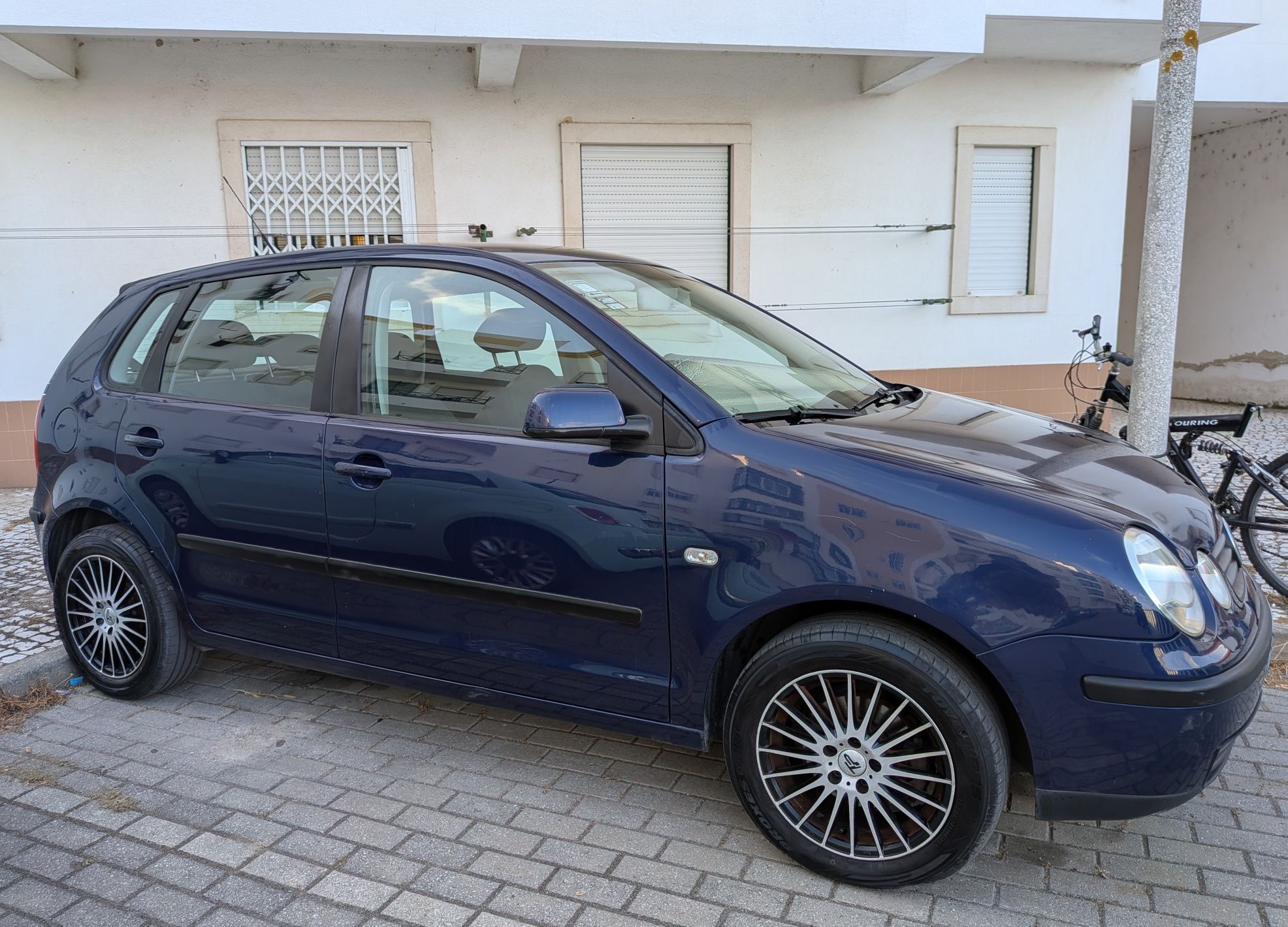 Volkswagen Polo 1.2 i 05