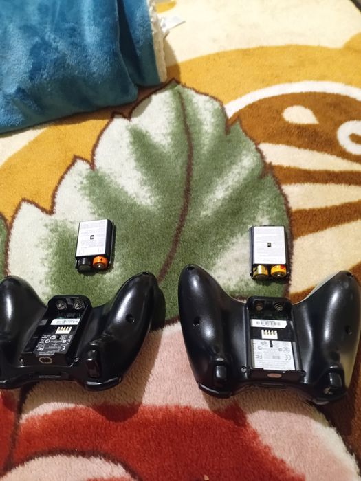 Продам приставку Xbox 360