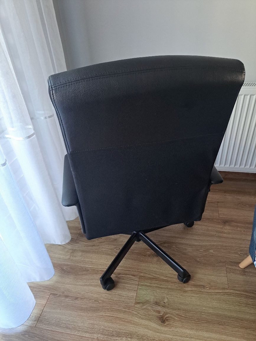Krzesło obrotowe IKEA MILLBEGET