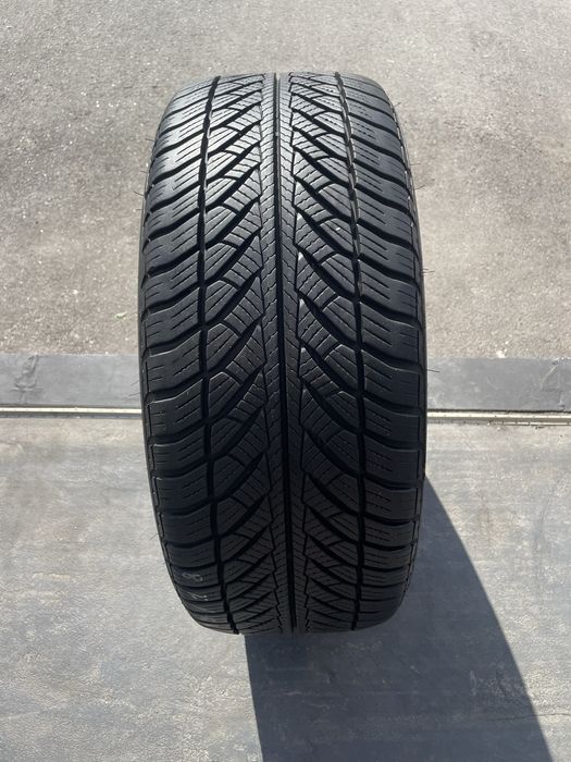 245/45/18 goodyear ultra grip 8 performance rsc