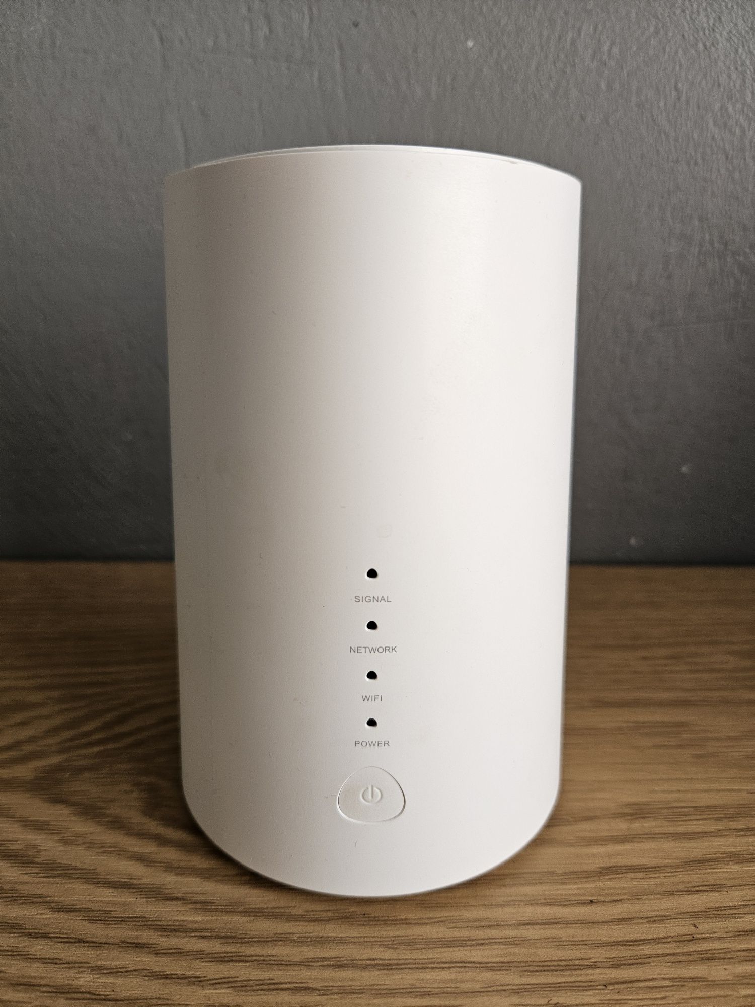 Router WiFi Alcatel LinkHub HH71VM