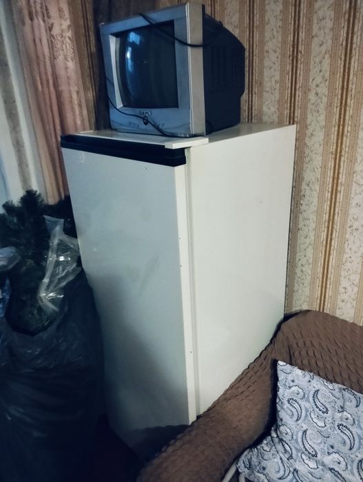 холодильники 2 штуки